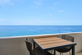 OUTRIGGER Kona Resort & Spa