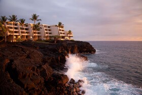 OUTRIGGER Kona Resort & Spa