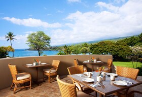 OUTRIGGER Kona Resort & Spa