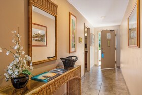 Royal Sea Cliff Kona by Outrigger