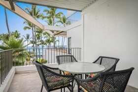 Royal Sea Cliff Kona by Outrigger