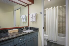 Royal Sea Cliff Kona by Outrigger