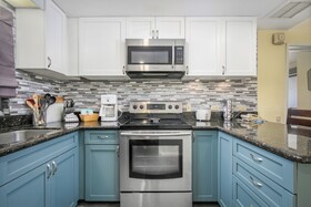 Royal Sea Cliff Kona by Outrigger