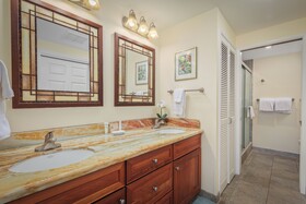 Royal Sea Cliff Kona by Outrigger