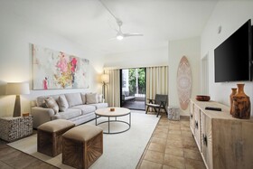 Royal Sea Cliff Kona by Outrigger