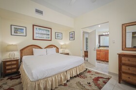 Royal Sea Cliff Kona by Outrigger