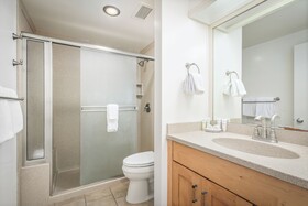 Royal Sea Cliff Kona by Outrigger