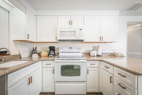 Royal Sea Cliff Kona by Outrigger