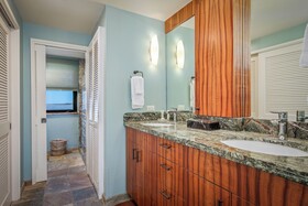 Royal Sea Cliff Kona by Outrigger