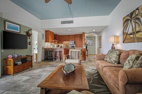 Royal Sea Cliff Kona by Outrigger