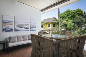 Royal Sea Cliff Kona by Outrigger