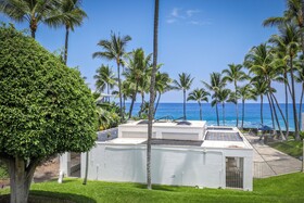 Royal Sea Cliff Kona by Outrigger