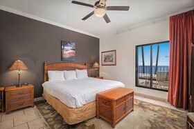 Royal Sea Cliff Kona by Outrigger