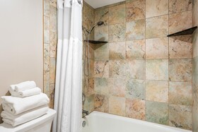 Royal Sea Cliff Resort by Wyndham