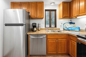 Royal Sea Cliff Resort by Wyndham