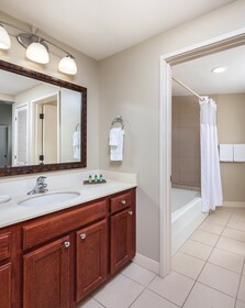 Royal Sea Cliff Resort by Wyndham