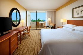 OUTRIGGER Kona Resort & Spa