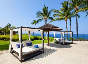 OUTRIGGER Kona Resort & Spa
