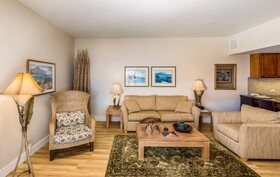 The Royal Sea Cliff Resort