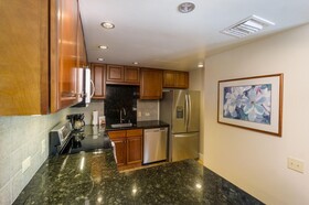 The Royal Sea Cliff Resort