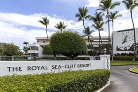 The Royal Sea Cliff Resort