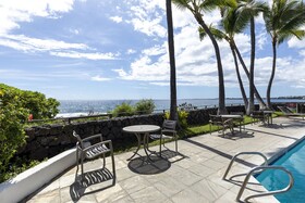 The Royal Sea Cliff Resort