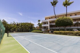 The Royal Sea Cliff Resort