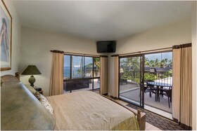 The Royal Sea Cliff Resort