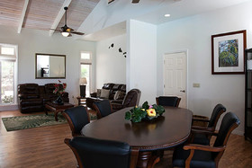 Villa Quatro and Hale Pinao