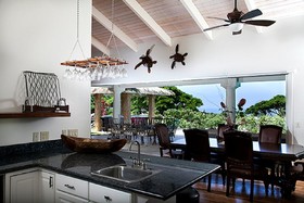 Villa Quatro and Hale Pinao