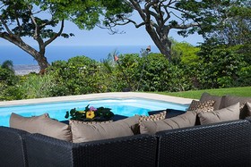 Villa Quatro and Hale Pinao