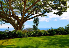 Villa Quatro and Hale Pinao