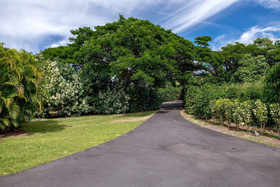 Villa Quatro and Hale Pinao