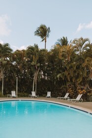 Plantation Hale Suites