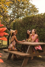 Plantation Hale Suites