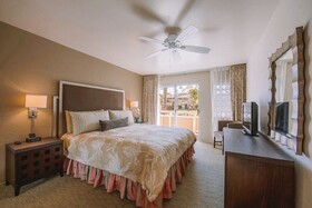 Plantation Hale Suites