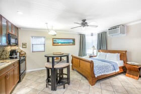 Days Inn by Wyndham Maui Oceanfront