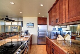 Kamaole Nalu Oceanfront Resort