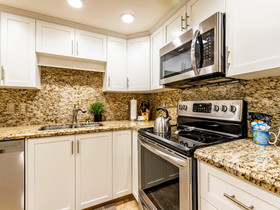 Maui Banyan by Vacation Rental Pros