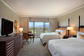 Fairmont Orchid Gold Experience