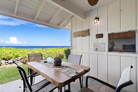 Kona Surf & Racquet Club