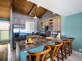 Kona Surf & Racquet Club