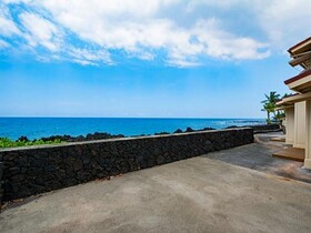 Kona Surf & Racquet Club