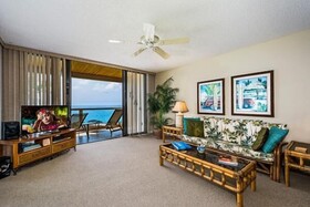 Kona Surf & Racquet Club