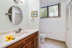 Kona Surf & Racquet Club