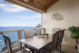 Kona Surf & Racquet Club