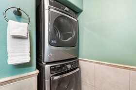 Kona Surf & Racquet Club