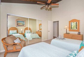 Kona Surf & Racquet Club