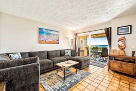 Kona Surf & Racquet Club