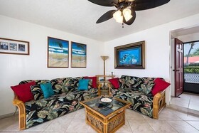 Kona Surf & Racquet Club